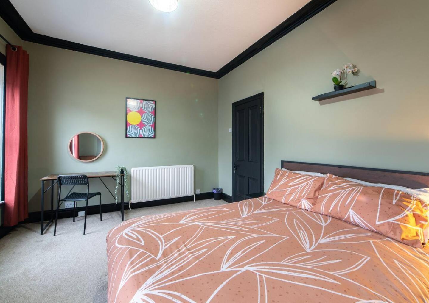 Дом отдыха Work-friendly Seftonpenny Lane Free Parking *